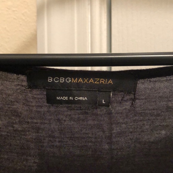 BCBG black tunic top - Picture 2 of 3